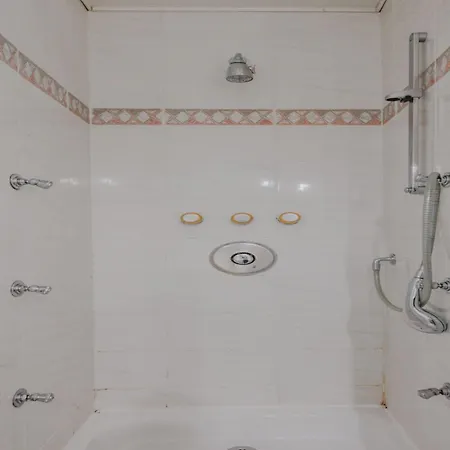 בית נופש Cosy Studio- 4p - Republique